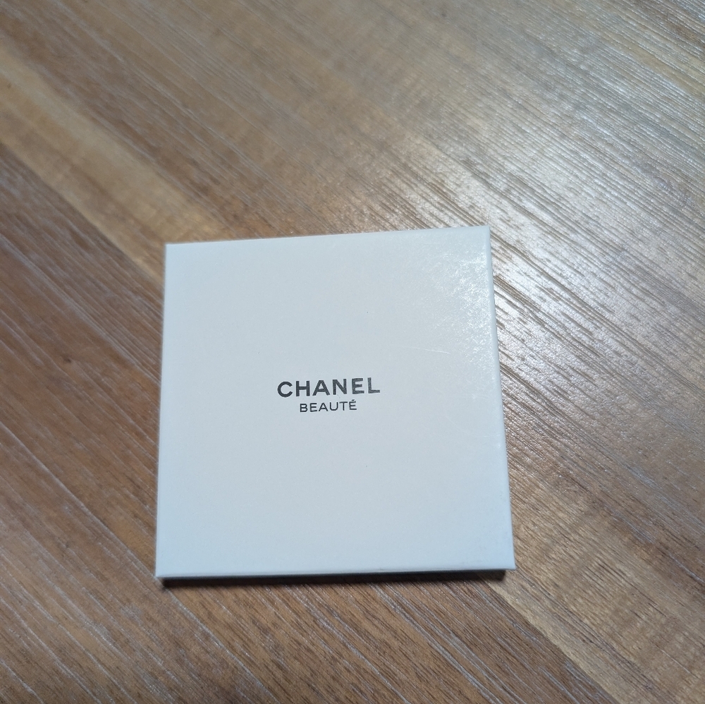 Chanel No 5 Fabric Stickers